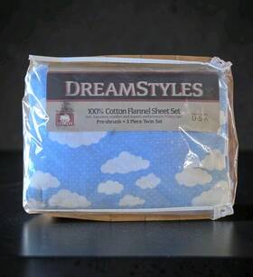 Sky 028932010492 Vintage Dreamstyles Cotton Flannel Sheet Set Clouds 3 Piece Twin Polka Dot