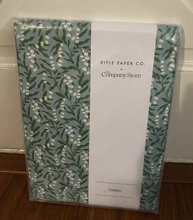 51330a The Company Store Lily Of Valley Sateen Sea Foam Flat Sheet Xl-twin