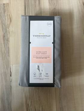 Threshold 191908129082 - 300 Thread Count Ultra Soft Flat Sheet Classic Grey Queen