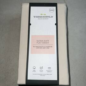 Threshold 191908529950 300 Thread Count Ultra Soft Queen Flat Sheet 104x94 Cotton True Khaki