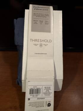 Threshold 490621614951 400 Thread Count Solid Performance Pillowcase Set - Metallic Blue