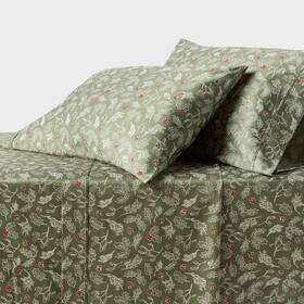 90206670 Threshold Full 400 Thread Count Performance Holiday Sheet Set Green Holly -