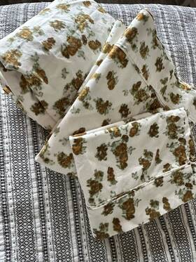 91972641 Threshold Twin Xl 400 Thread Count Performance Sheet Set Gold Blurred Floral