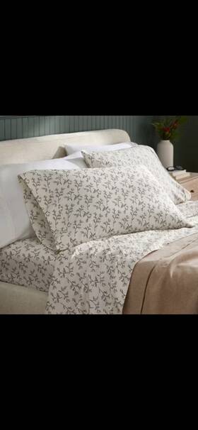 94285569 Threshold Full 400 Thread Count Holiday Performance Sheet Set Holly -