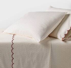 94685538 Threshold King 400 Thread Count Sheet Set Ivory Printed Dot With Red Scallop Hem