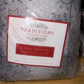 Traditions 091116737232 Sanders Holiday Microfiber 5 Pc Queen Sheet Set With Throw