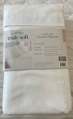 Truly Soft Everyday 894190050428 Super 3 Piece Twin Sheet Set White Hypo-allergenic New Truly Soft Everyday 894190050428 Super 3 Piece Twin Sheet Set White Hypo-allergenic New