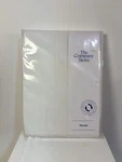 The Company Store Twin Xl White Sheet 100% Cotton **fitted Only**. Fixed Price $25.00.