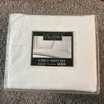 Amy Miller Home 4 Piece Sheet Set Super Soft Microfiber Queen White New. Fixed Price $24.98.