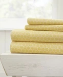 Ienjoy Home Farmhouse Chic Yellow Honeycomb King Sheet Set Holidays. Fixed Price $29.70.