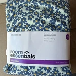 Microfiber Sheet Set - Room Essentials Size King. Fixed Price $18.75.
