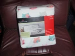 Cuddl Duds Microfiber Sheets 4 Pc Set Queen Size Cat Heads New Retail $79.99. Fixed Price $59.99.