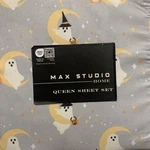 Mex Studio Home Queen Sheet Set 4 Piece Spooky Halloween Crescent Moon Ghosts. Fixed Price $58.00.