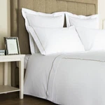Frette One Bourdon King 4 Piece Sheet Set Percale White/sepia (khaki). Fixed Price $399.95.