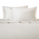 Natori Wisteria 620TC Fitted Sheet Queen Cal-king White NA20-2852. Fixed Price $89.00.