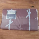 Wamsutta Supercale Plus Twin Flat Sheet 200 Thread Count Berry No-iron. Fixed Price $19.99.
