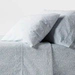 King 250 Thread Count Organic Percale Sheet Set Blue Floral - Threshold:. Fixed Price $32.99.