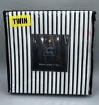 New Cynthia Rowley Black & White Stripe 3 Piece Twin Sheet Set, 100% Microfiber. Fixed Price $19.00.