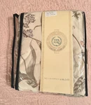 Pure By Custom Comfort Cottage Rose Floral Queen Duvet Cover. Fixed Price $100.00.