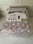 Real Living Timeless 4PC King Sheet Set Microfiber White Pink Pattern New. Fixed Price $25.00.