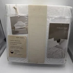 6 Piece Queen Size Sheet Set By Rowan Lane White Grand Lit In Bag. Fixed Price $18.95.