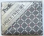Pacific No Iron Muslin 128 Thread Count 3 Piece Twin Set Made Usa. Fixed Price $12.00.