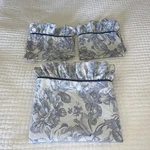 Waverly Garden Room King Flat Sheet & 2 Pillowcases Heirloom Blue Floral Toile. Fixed Price $44.99.