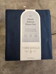 6PC 800 Thread Count Full Size Solid Sheet Set - Threshold Signature. Fixed Price $23.95.