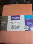 Better Homes & Gardens 300 Thread Count 100% Cotton Wrinkle Resistant Sheet Set,. Fixed Price $12.00.