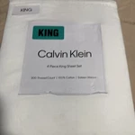 Calvin Klein 4-PIECE King Sheet Set 300 Tc 100% Combed Cotton Sateen White Nwt. Fixed Price $74.99.