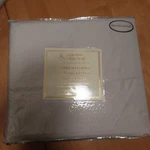 Js Sanders Collection Queen Sheets Set. Fixed Price $25.50.