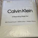 Calvin Klein 4 Pc White King Set 300TC 100% Cotton Sateen Bedroom. Fixed Price $74.99.