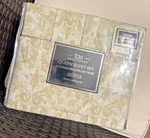 Luxury Twill Glenmore Collection 320T Damask Pattern Queen Sheet Set 6 Pieces. Fixed Price $35.62.