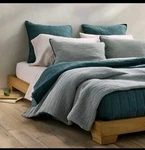 Free Shipping Casaluna King Linen Blend Quilt Oeko-tex Cotton Fill- Teal. Fixed Price $124.95.