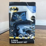 New Dc Comics Batman 3 Piece Twin Sheet Set Soft Microfiber Fabric. Fixed Price $34.95.