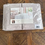 Nwt Jennifer Adams 620465 Queen 4PC Sheet Set Eternal Collection Poly Microfiber. Fixed Price $64.99.