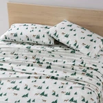 Eddie Bauer - Flannel Sheets Size, Queen, Deer Hollow Green. Fixed Price $64.72.