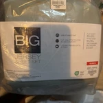 The Big One Queen 4PC Jersey Sheet Set Grey Up To 15 Deep Matress. Fixed Price $30.00.