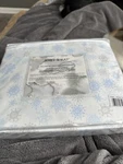 Nate & 4 Pc Full Sheet Set Artisanal Gray/blue Snowflakes. Fixed Price $25.00.