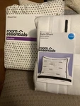 New Room Essentials Microfiber Sheet Set 4PC- (king ) Geometric W/pillow Sham X2. Fixed Price $27.50.