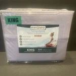 Even Temperature Regulating 300 Thread Count 4 Piece Sateen Sheet Set King. Fixed Price $69.99.