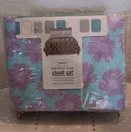 No Boundaries Twin 200 Thread Count Sheet Set. Fixed Price $15.00.