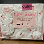 New Betsey Johnson 5 Piece Christmas Pink Tree Queen Sheet Set W/bonus Eye Mask. Fixed Price $55.00.
