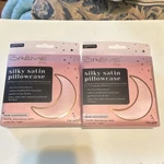 Two The Me Shop Silky Satin Pillowcase Standard Pink Stars Vegan Cruelty-free. Fixed Price $15.00.