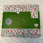 Kate Spade New York Twin Bed Sheet Set Flower Deep 100% Cotton Percale. Fixed Price $49.99.