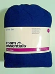 Room Essentials Microfiber Queen Sheet Set - Blue!. Fixed Price $17.00.