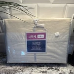 Gotcha Covered Classic Collection Full Sheet Set 300TC 100% Combed Cotton Ivory. Fixed Price $35.71.