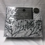 Sl Spirit Linen Home Est. 1988 Foliage Collection Bed Sheet Set Twin White/ Gray. Fixed Price $12.00.