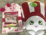 Shopkins Totes Adorbs Full 5 Piece Sheet Set/ 1 Decorative Pillow New With Tags. Fixed Price $54.99.