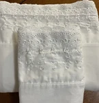 Vtg Westpoint Stevens White Eyelet Lace Scalloped Edge Full Flat Sheet & Case. Fixed Price $19.99.